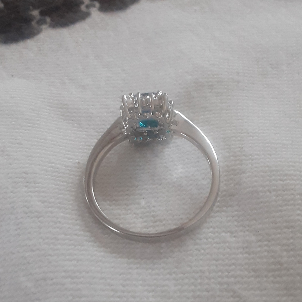 Sliver ring size 8 - Picture 3 of 3
